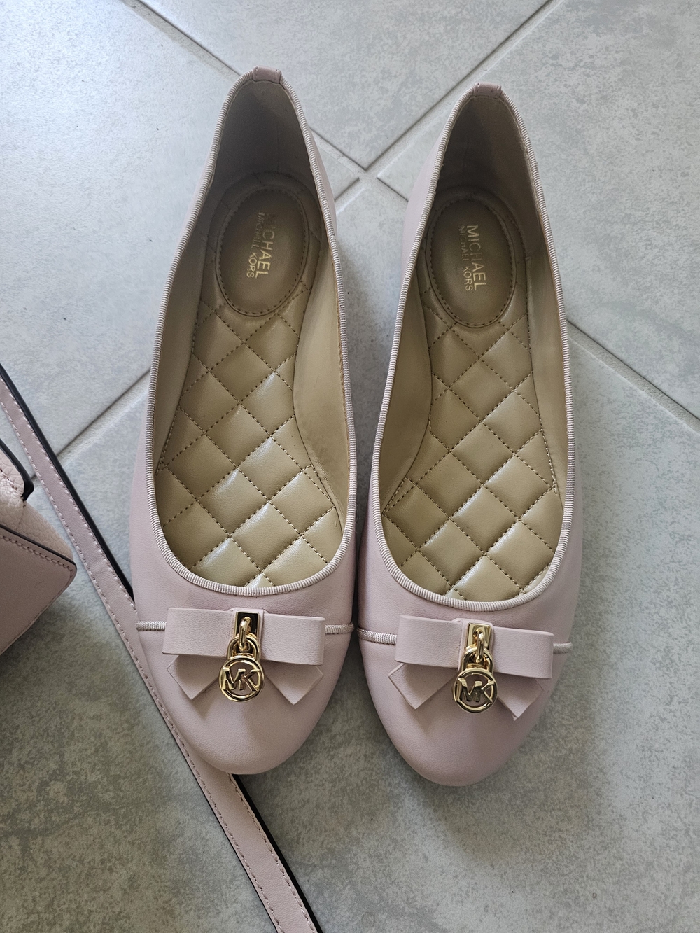 Michael Kors Soft Pink with Matching Ballet Flats - Picture 5 of 6